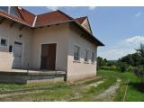 Eladó családi ház 250m2 Pest, Bia