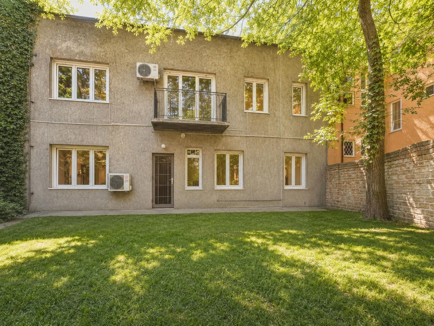 Eladó családi ház 390m2 Budapest, XIV. kerület Istvánmező