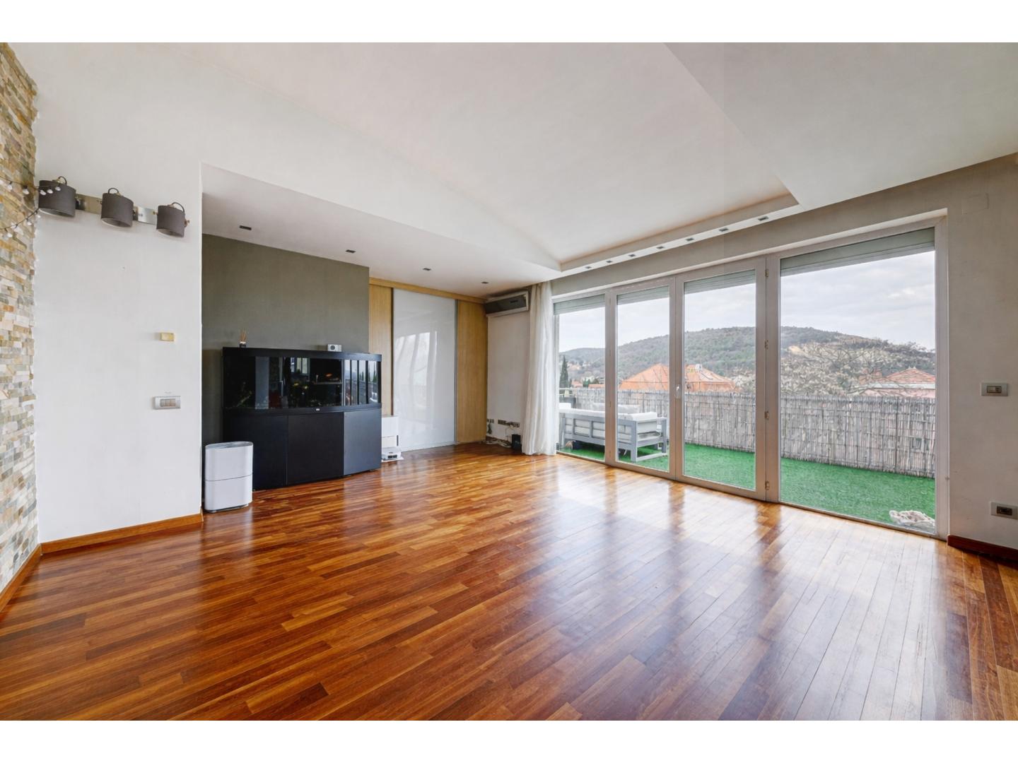 Eladó lakás 139m2 Budapest, II. kerület Szemlőhegy