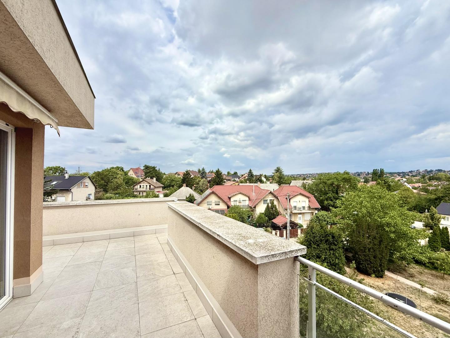 Kiadó lakás 90m2 Pest,  