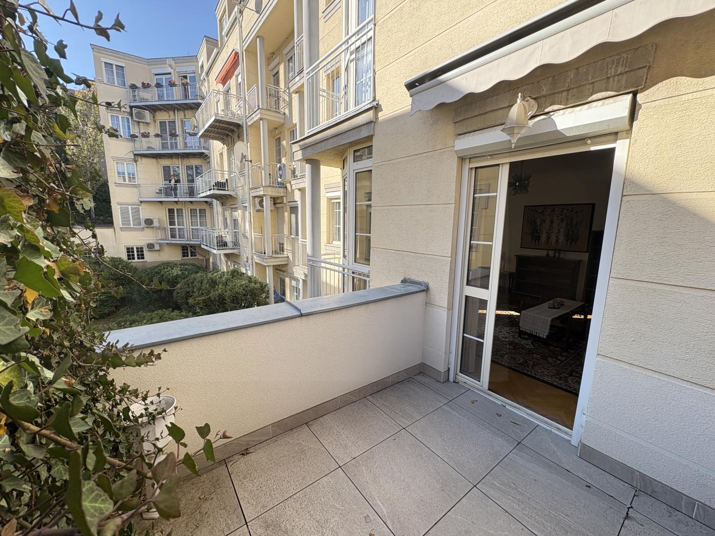 Kiadó lakás 70m2 Budapest, I. kerület Viziváros