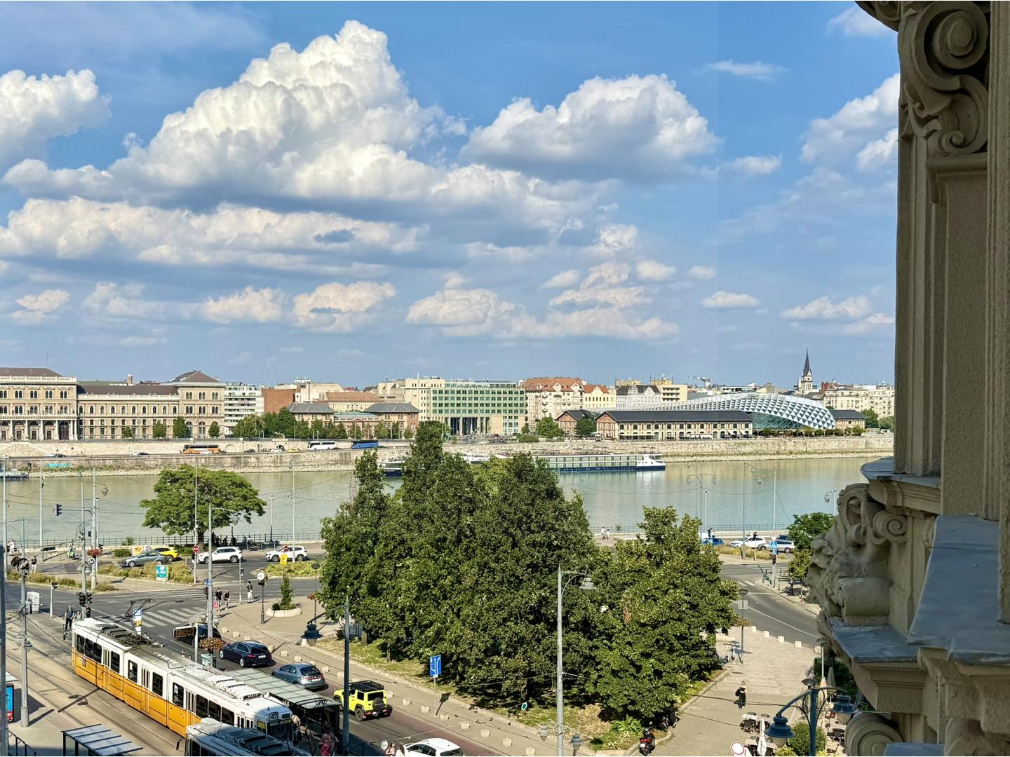 Eladó lakás 138m2 Budapest, XI. kerület 