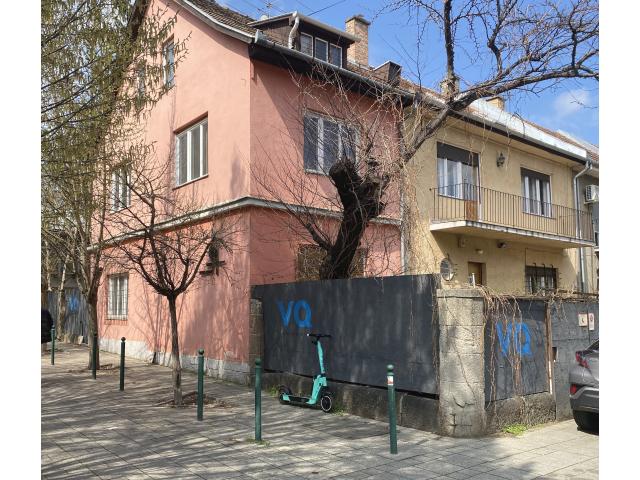 Eladó családi ház 450m2 Budapest, XII. kerület MOM Park környéke